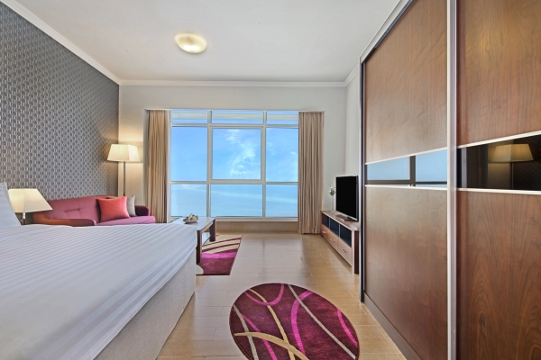 Curve Hotel (Doha)